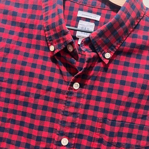 Men’s Large GAP button down Red&Blue Short Sleeve - Picture 2 of 7